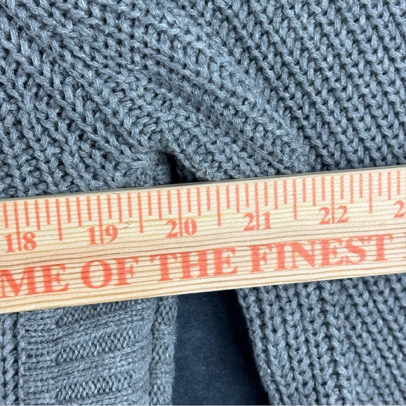 UGG Women’s Gray Raelynn Cowl Neck shirttail hem 3/4 sleeve Sweater Sz Medium - Picture 9 of 11